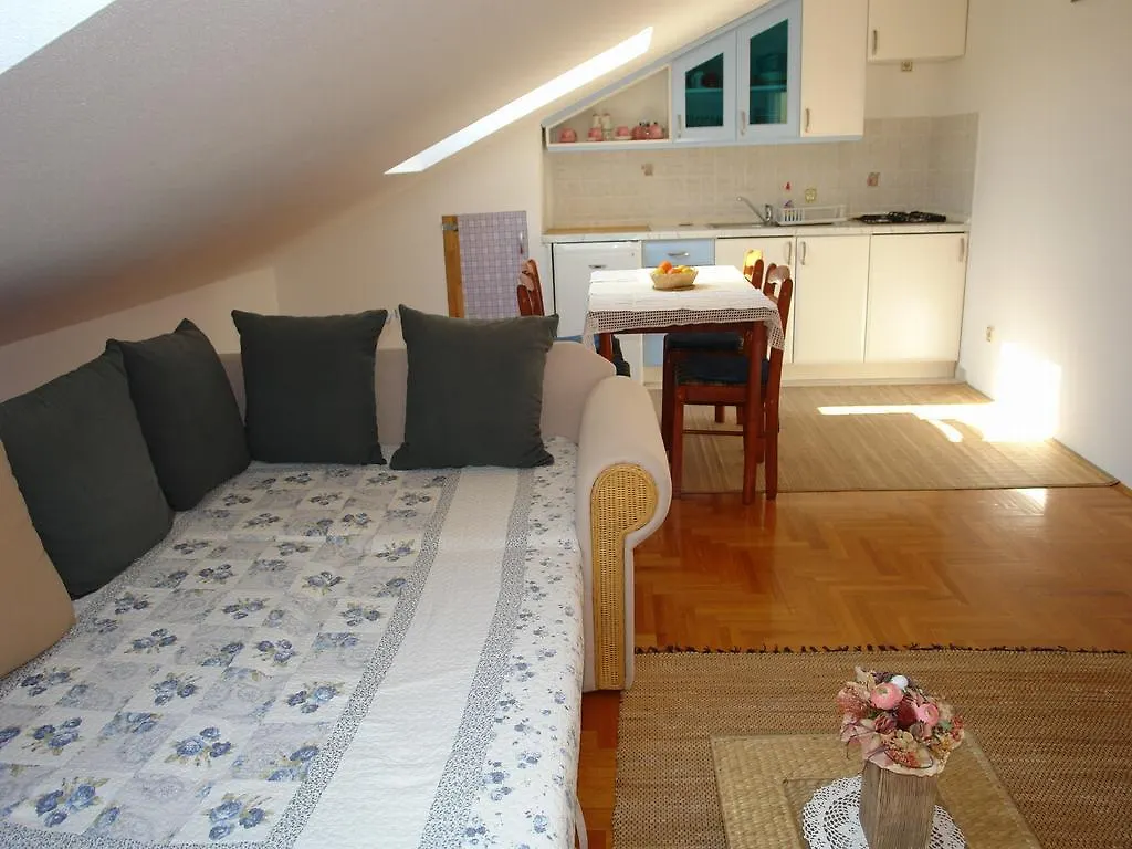 Apartment Dario Crikvenica 0*,