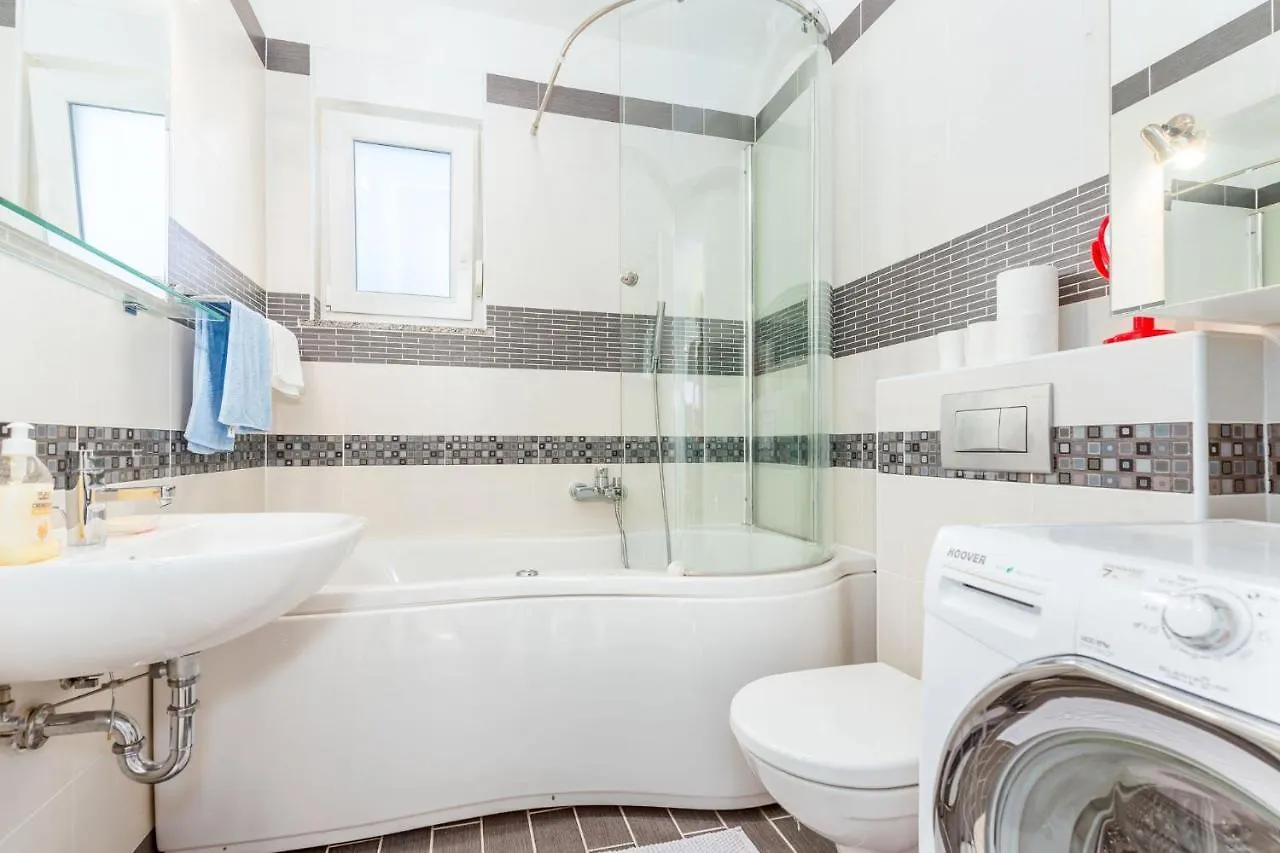 Apartment Dario Crikvenica 0*,